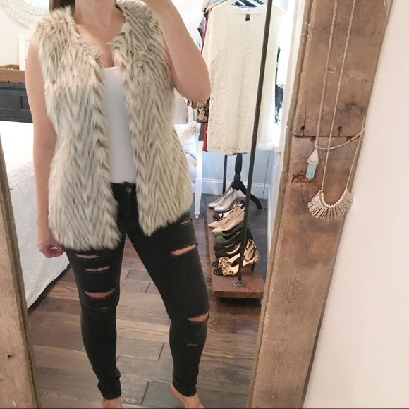 Say What large faux fur Fall/winter vest - Picture 3 of 5